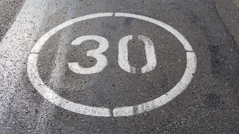 El Casco Antiguo de Pamplona albergar&aacute; la primera Zona de Bajas Emisiones de la ciudad. CEDIDA