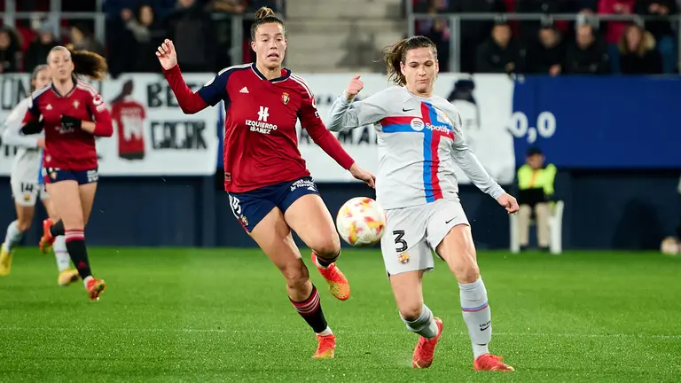Osasuna Femenino se enfrenta al FC Barcelona Femenino en octavos de final de la Copa de la Reina. PABLO LASAOSA