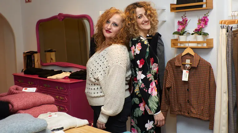 Tienda de ropa 'Esencia Infinita', en calle I&ntilde;igo Arista 9 de Pamplona. I&Ntilde;IGO ALZUGARAY