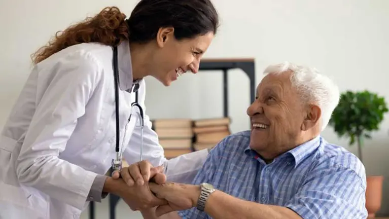 Unas jornadas abordan en Pamplona la coordinaci&oacute;n sanitaria y social de los m&aacute;s vulnerables.