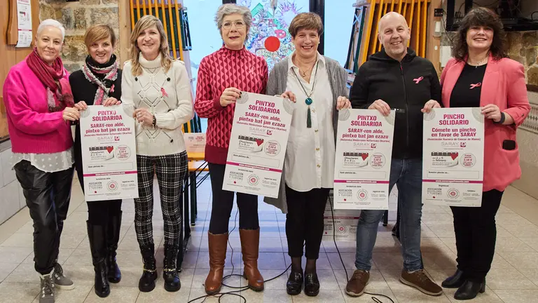 Presentaci&oacute;n de la iniciativa 'Pincho solidario - C&oacute;mete un pincho en favor de SARAY'. I&Ntilde;IGO ALZUGARAY
