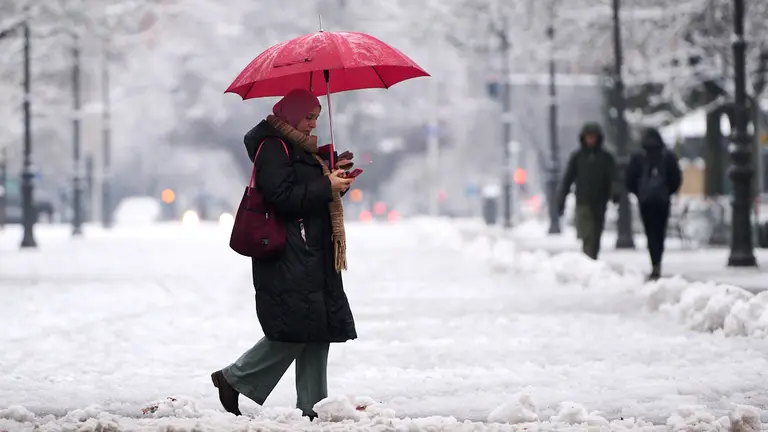 Temporal de nieve en Pamplona provocada por la borrasca Fien. PABLO LASAOSA