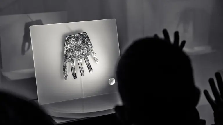 Exposici&oacute;n de la Mano de Irulegi en la Casa de Cultura de Mutilva. - GOBIERNO DE NAVARRA - Archivo