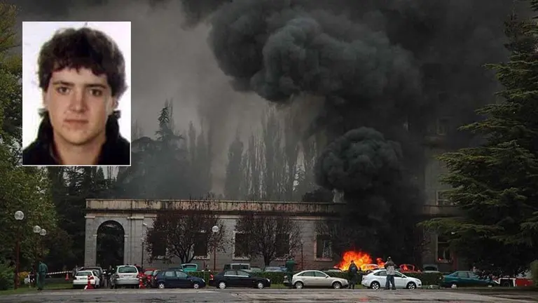 El sexto y &uacute;ltimo atentado de ETA en la Universidad de Navarra con un coche bomba.