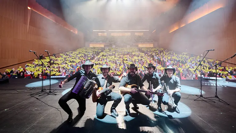 Puro Relajo celebra su d&eacute;cimo aniversario con dos conciertos en Baluarte. CEDIDA