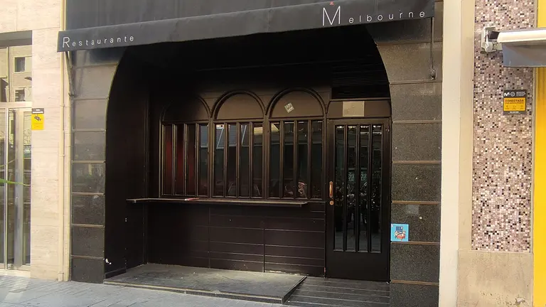 Restaurante Melbourne de la calle Olite de Pamplona. L.V.R.