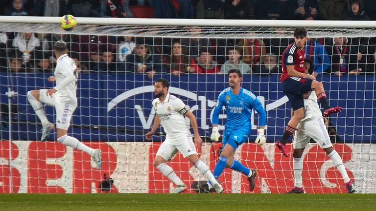 Partido de La Liga Santander entre CA Osasuna y Real Madrid disputado en el estadio de El Sadar. I&Ntilde;IGO ALZUGARAY