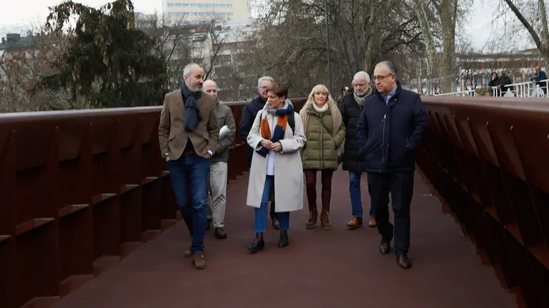 Reapertura de la pasarela del Labrit, 6 a&ntilde;os despu&eacute;s del cierre de la estructura por los problemas que presentaba. I&Ntilde;IGO ALZUGARAY