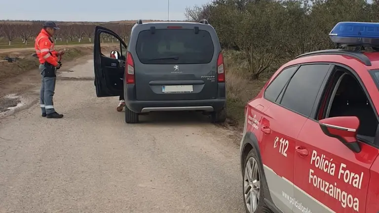 El conductor del veh&iacute;culo inmovilizado en Corella dio positivo en todas las drogas que med&iacute;a el 'narcotest'. POLIC&Iacute;A FORAL