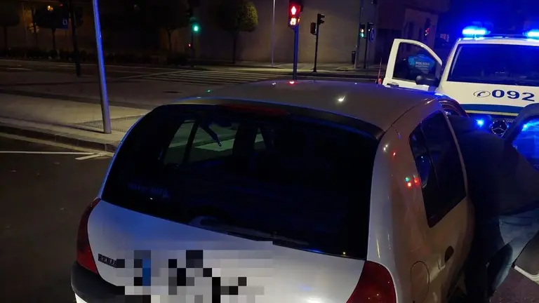 Una de las intervenciones de la Polic&iacute;a Municipal de Pamplona este fin de semana en la capital navarra. POLIC&Iacute;A MUNICIPAL DE PAMPLONA