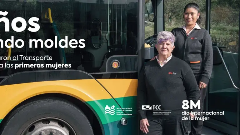 Las villavesas de Pamplona homenajean a sus conductoras tras tres d&eacute;cadas al volante. CEDIDA