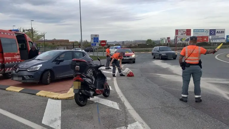 La Polic&iacute;a Foral se hace cargo de la investigaci&oacute;n del atropello de un coche a una moto en Tudela. CEDIDA