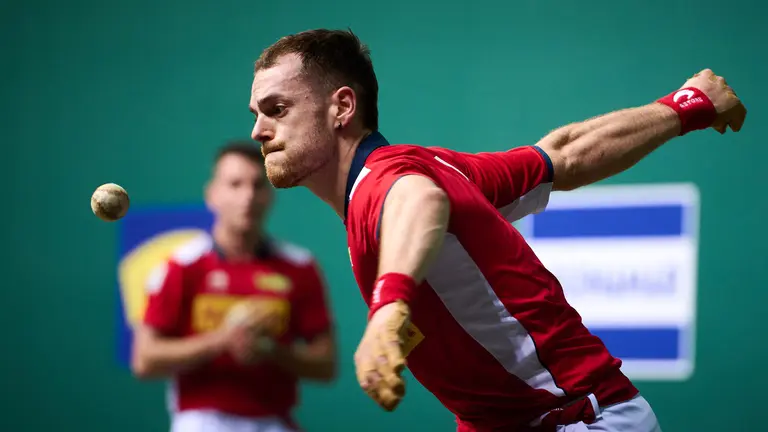 Laso-Imaz se enfrentan a Elordi-Zabaleta en la final del Campeonato de Parejas de 2023 en el Navarra Arena. PABLO LASAOSA