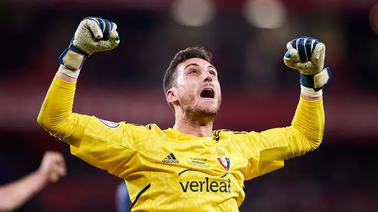 Sergio Herrera of CA Osasuna celebrates the win after the Copa del Rey match between Athletic Club and CA Osasuna at San Mames  on April 4, 2023, in Bilbao, Spain.
Ricardo Larreina / Afp7 / Europa Press
04/4/2023 ONLY FOR USE IN SPAIN