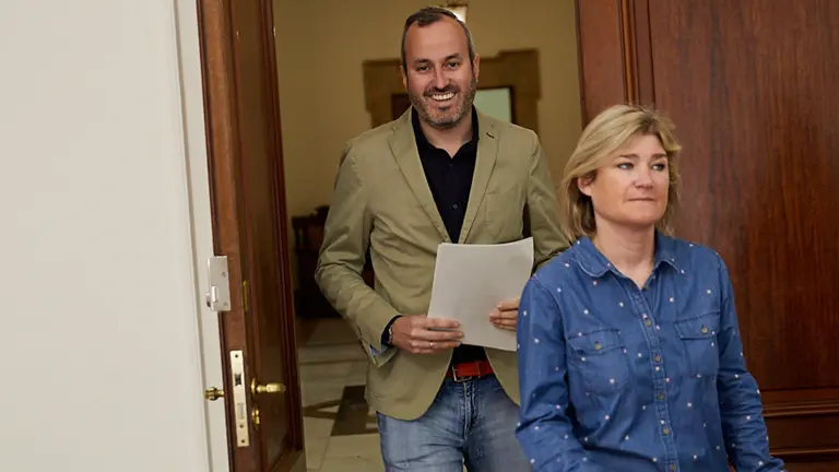 Los concejales de UPN en el Ayuntamiento de Pamplona, Ferm&iacute;n Alonso y Mar&iacute;a Garc&iacute;a-Barberena en una imagen de archivo. I&Ntilde;IGO ALZUGARAY