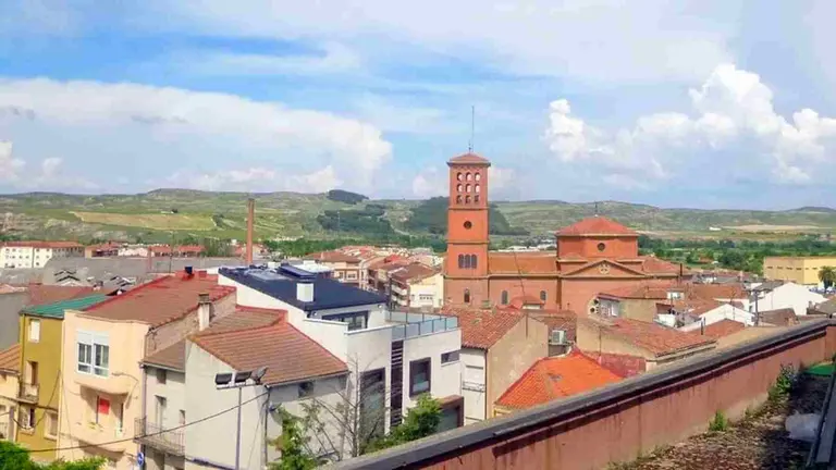Vista de la localidad navarra de San Adri&aacute;n