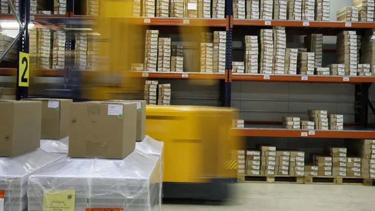 La v&iacute;ctima acudi&oacute; a comisar&iacute;a a denunciar la agresi&oacute;n de sus compa&ntilde;eros en el almac&eacute;n. ARCHIVO