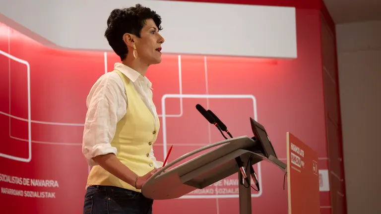 La candidata del PSN al Ayuntamiento de Pamplona, Elma Saiz, presenta el programa electoral de la candidatura socialista. JASMINA AHMETSPAHIC