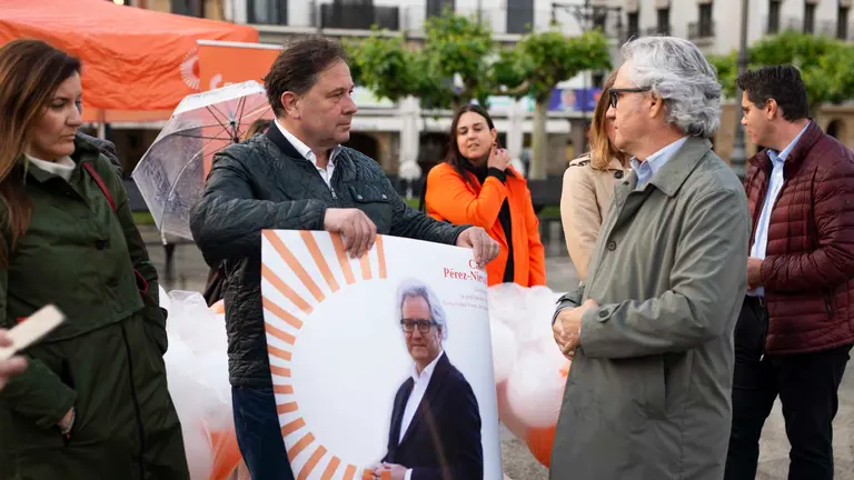 Acto de inicio de la campa&ntilde;a electoral de Ciudadanos Navarra en la Plaza del Castillo de Pamplona. JASMINA AHMETSPAHIC