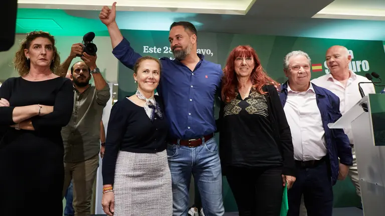 Acto electoral de Vox Navarra. con la participaci&oacute;n del presidente del partido, Santiago Abascal, junto a las candidatas al Ayuntamiento de Pamplona, Mar&iacute;a Est&eacute;vez; y al Parlamento de Navarra, Maite Nosti, en el Hotel Iru&ntilde;a Park de Pamplona. I&Ntilde;IGO ALZUGARAY
