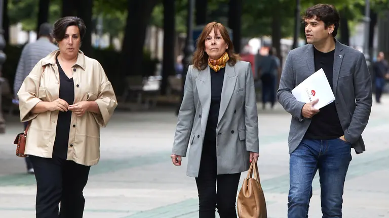 La secretaria general del PSN y candidata a la Presidencia del Gobierno de Navarra, Mar&iacute;a Chivite, se re&uacute;ne con la candidata de Geroa Bai, Uxue Barkos. I&Ntilde;IGO ALZUGARAY