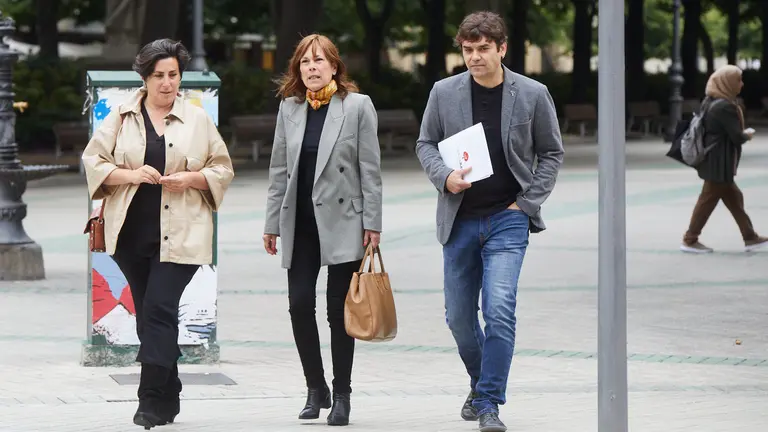 La secretaria general del PSN y candidata a la Presidencia del Gobierno de Navarra, Mar&iacute;a Chivite, se re&uacute;ne con la candidata de Geroa Bai, Uxue Barkos. I&Ntilde;IGO ALZUGARAY