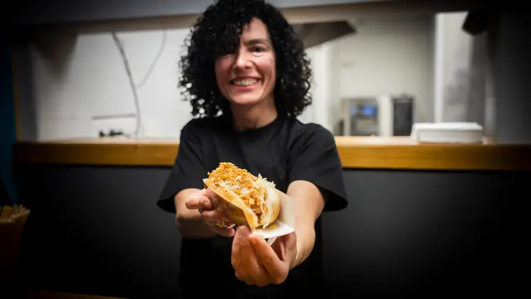 Local Krakatoa, una hamburguesería nocturna situada en la Calle San Nicolás 60, Pamplona. JASMINA AHMETSPAHIC