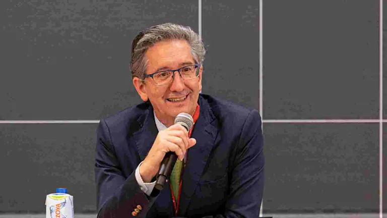 El Dr. Jes&uacute;s San Miguel, director de Medicina Cl&iacute;nica y Traslacional de la Universidad de Navarra y especialista del &Aacute;rea de C&aacute;ncer Hematol&oacute;gico del Cancer Center Cl&iacute;nica Universidad de Navarra.