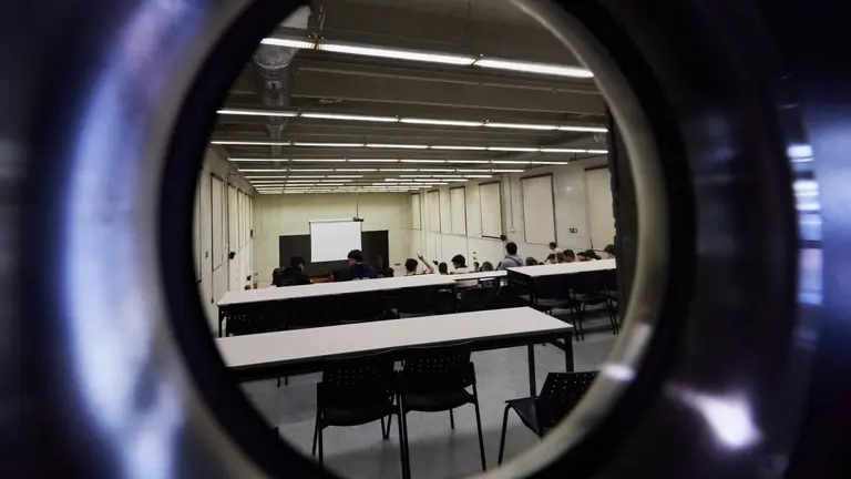 Inicio de la Evaluaci&oacute;n para el Acceso a la Universidad (EvAU) 2023, antigua selectividad, en la 
La Universidad P&uacute;blica de Navarra (UPNA) en Pamplona. I&Ntilde;IGO ALZUGARAY