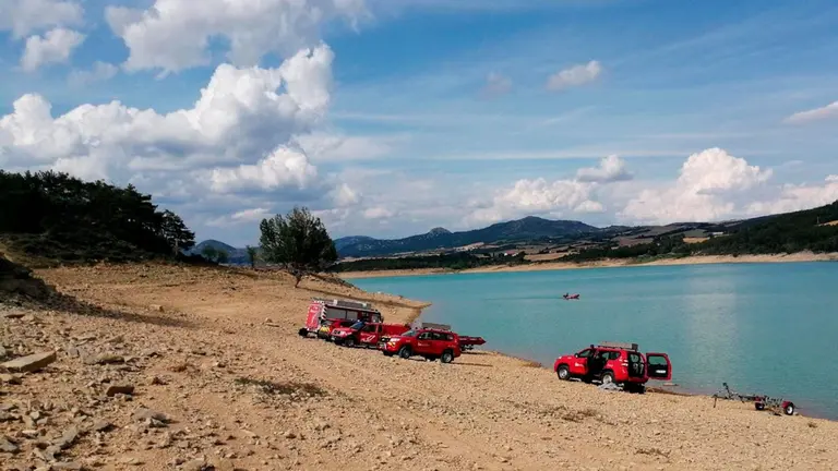 B&uacute;squeda de una persona desaparecida en el pantano de Alloz.