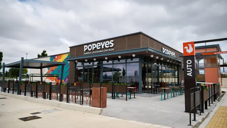 Nuevo Popeyes en el pol&iacute;gono de Zizur Mayor. PABLO LASAOSA