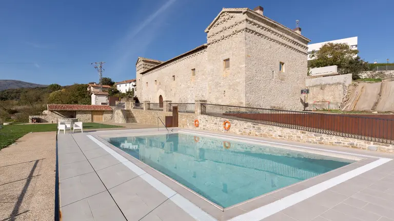 El Palacio de Olza ha sido recientemente reformado y sirve de casa rural para grupos grandes. CEDIDA