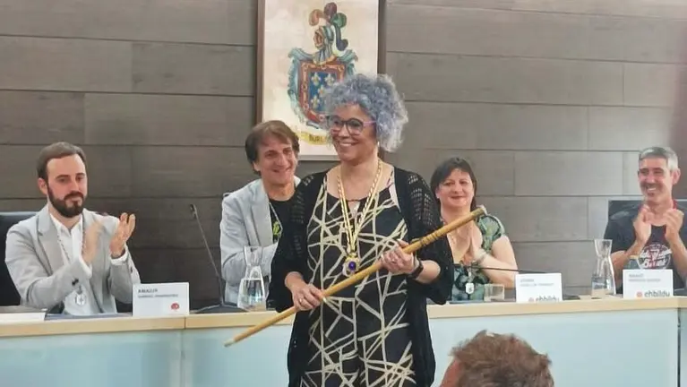 Berta Arizkun elegida alcaldesa por mayor&iacute;a absoluta en Burlada. EH BILDU BURLATA