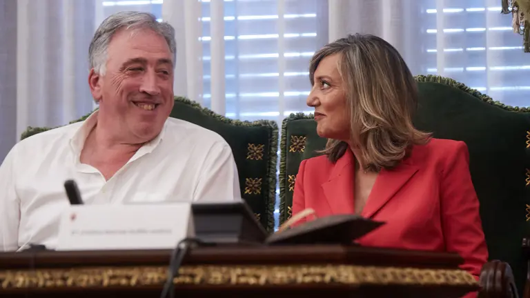 Constituci&oacute;n del Ayuntamiento de Pamplona. I&Ntilde;IGO ALZUGARAY