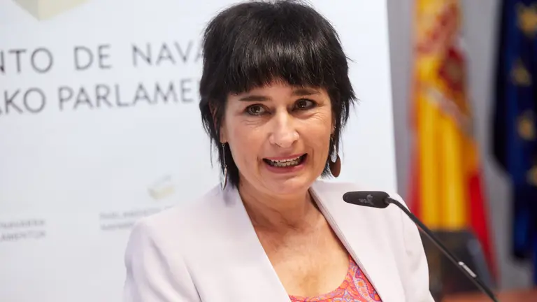 Laura Aznal, portavoz de EH Bildu, hace declaraciones tras la primera reuni&oacute;n de la Mesa y Junta de Portavoces del Parlamento de Navarra de la nueva legislatura. I&Ntilde;IGO ALZUGARAY