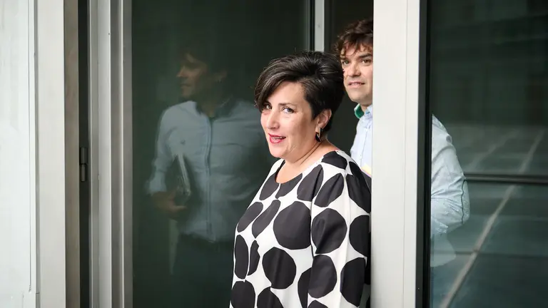 Reuni&oacute;n entre Ram&oacute;n Alz&oacute;rriz, Jorge Aguirre y Ainhoa Unzu, del PSN y Pablo Azcona y Mar&iacute;a Solana de Geroa Bai para la conformaci&oacute;n del Gobierno de Navarra para los a&ntilde;os 2023-2027. PABLO LASAOSA