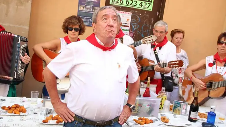 El jotero pamplon&eacute;s Juan Javier 'Pipo' Asurmendi en plena actuaci&oacute;n. Cedida.