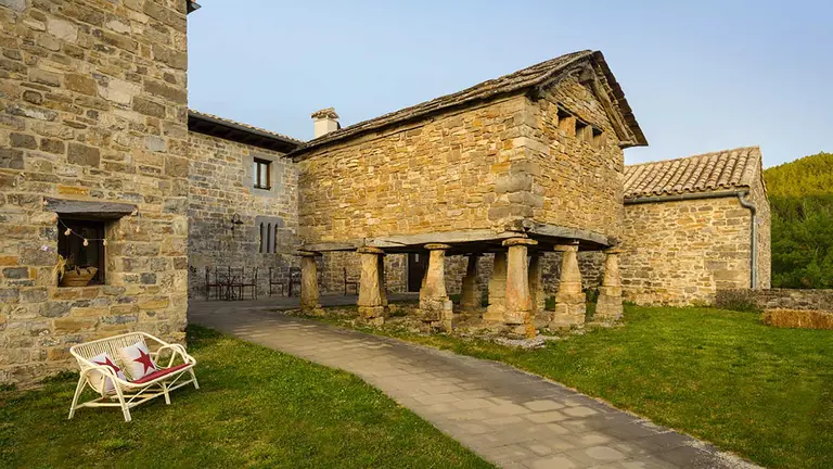 Hospeder&iacute;a Santa Fe en Ep&aacute;roz. CEDIDA