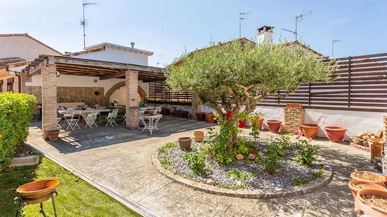 Casa en venta en Ma&ntilde;eru. IDEALISTA