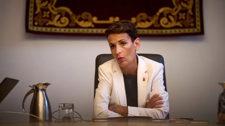 La presidenta de Navarra Mar&iacute;a Chivite realiza la tradicional fotograf&iacute;a con su equipo de Gobierno para la legislatura 2023-2027. PABLO LASAOSA