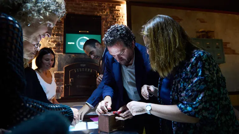 Taberna inaugura su nuevo proyecto de visitas escolares 'Bakery Room Taberna' en sus instalaciones de Mutilva. PABLO LASAOSA