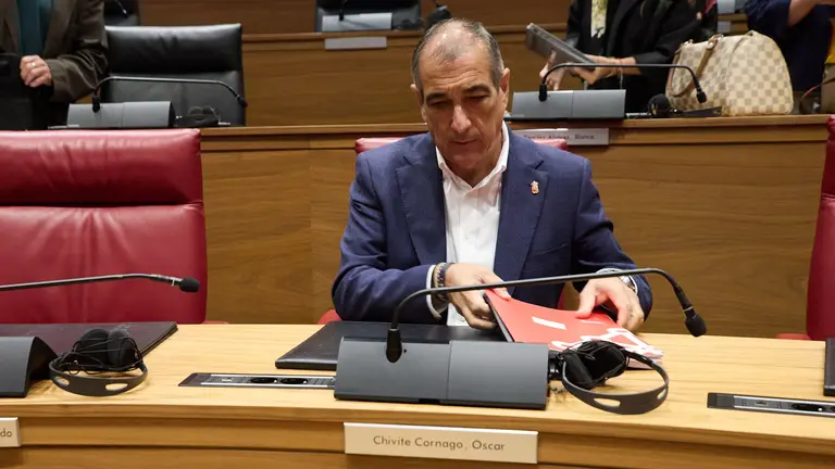 &Oacute;scar Chivite en el pleno del Parlamento de Navarra. I&Ntilde;IGO ALZUGARAY