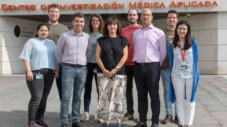 Shruti Narayaban, Connor Welch, Silve Vicent, Irati Macaya, In&eacute;s L&oacute;pez, Rodrigo Entrialgo, Mariano Ponz, Julio Jim&eacute;nez y Gabriela Novoa, equipo del
Cima Universidad de Navarra que ha participado en el estudio. CEDIDA