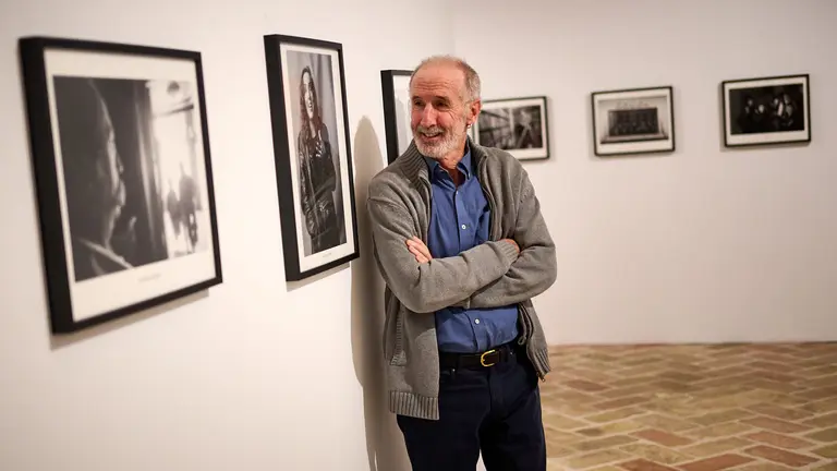 Presentaci&oacute;n de la exposici&oacute;n 'La senda como recorrido', del fot&oacute;grafo Adolfo Lacunza. PABLO LASAOSA