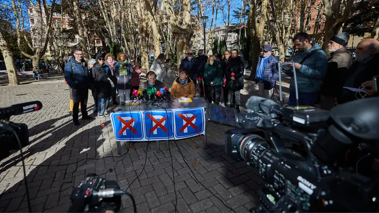 La Plataforma NOPARKINGEZ informa su opini&oacute;n acerca de la consulta convocada por el equipo de Gobierno del Ayuntamiento de Pamplona sobre el parking de la Plaza de la Cruz. I&Ntilde;IGO ALZUGARAY