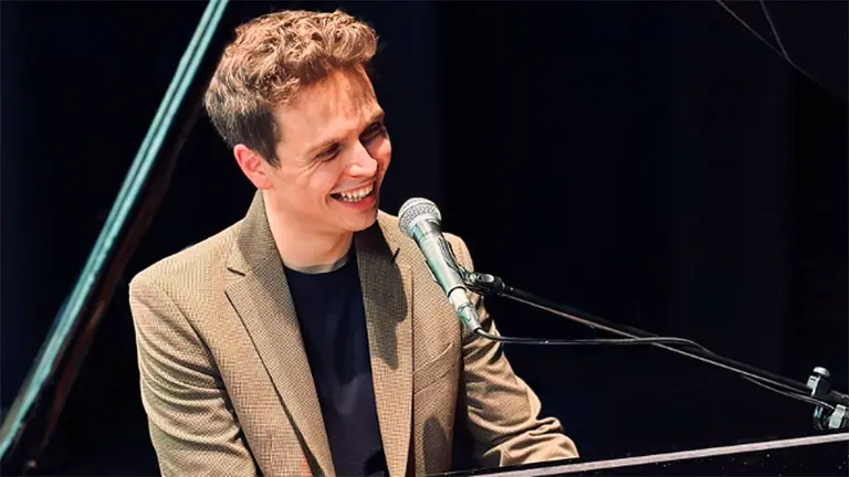 Sergio Eslava, ganador del Galard&oacute;n a la Persona Joven 2023 - GOBIERNO DE NAVARRA