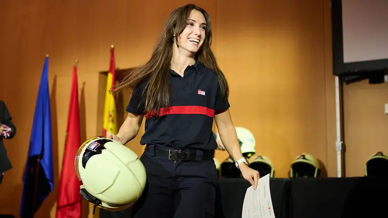 En este promoci&oacute;n se incorpora una nueva mujer al Servicio de Bomberos. CEDIDA