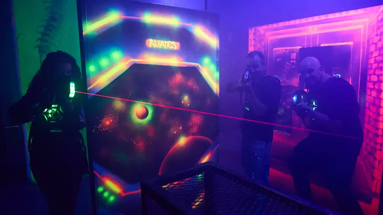Aliados Laser Tag, en la calle Francisco Bergamin 53 de Pamplona. IÑIGO ALZUGARAY