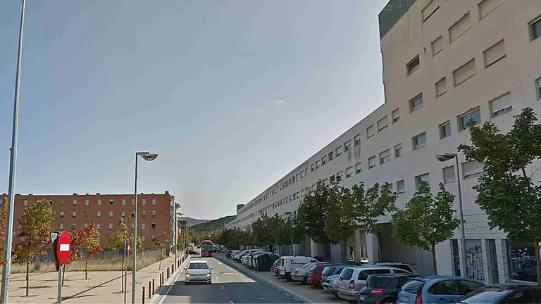 Calle Ram&oacute;n Aguinaga del barrio de Mendillorri, en Pamplona. GOOGLEMAPS