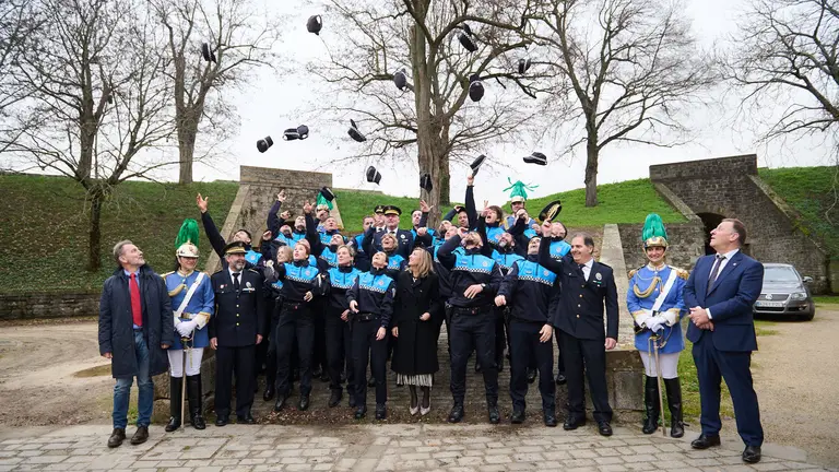 Acto de nombramiento y de entrega de ascensos en Polic&iacute;a Municipal de Pamplona. PABLO LASAOSA